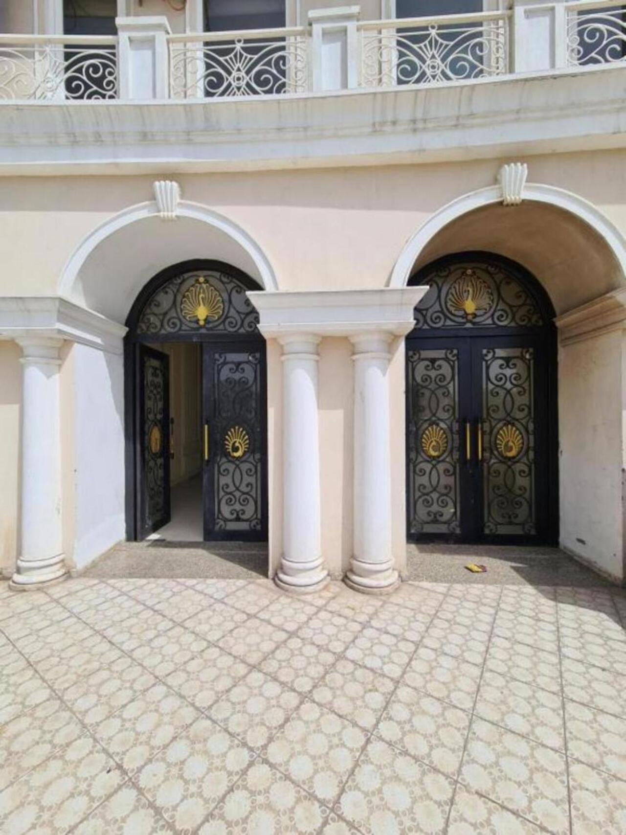 Lord Krishna Place Vrindāvan المظهر الخارجي الصورة